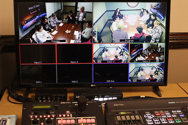 Mock Focus Group Qualitative Research Lab