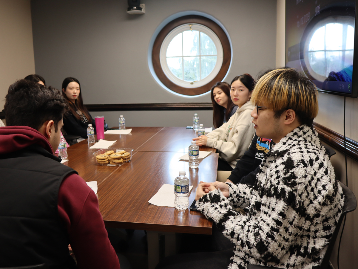 MS Advertising students at a mock focus group