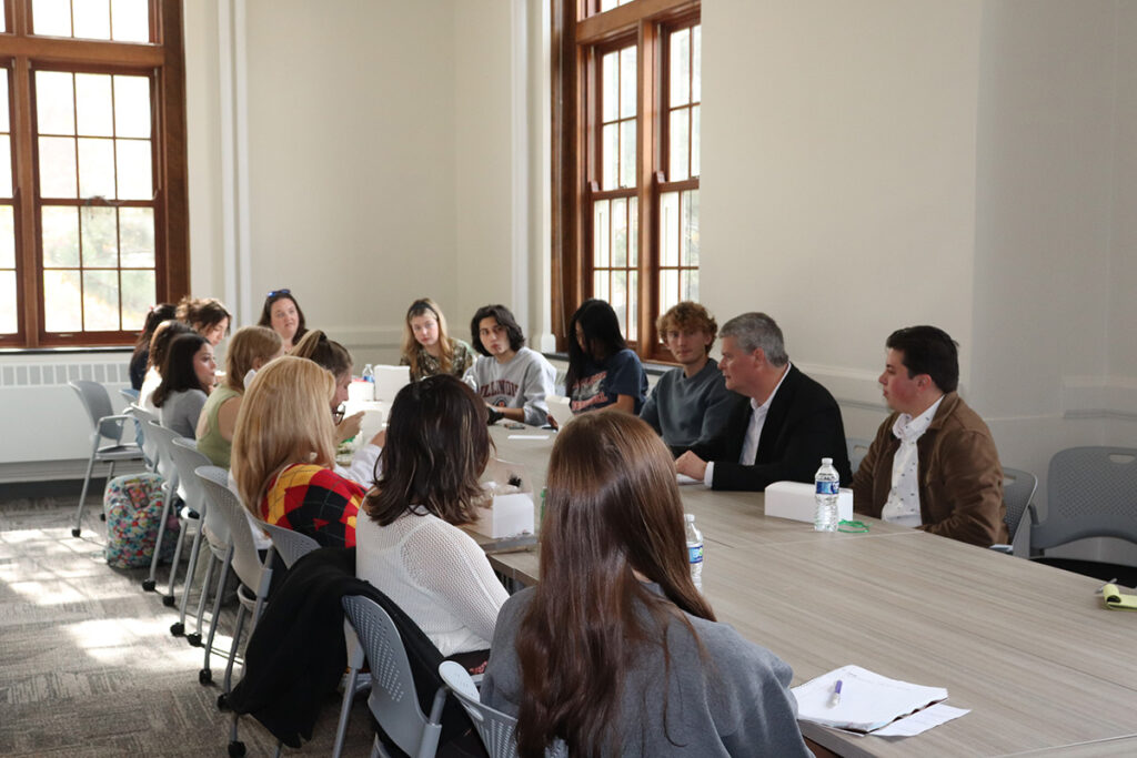 Frank Center student workshop with the News-Gazette